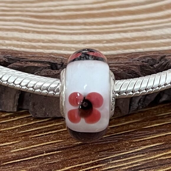 Pandora Red Poppy Murano Glass Charm Bead - Picture 4 of 5